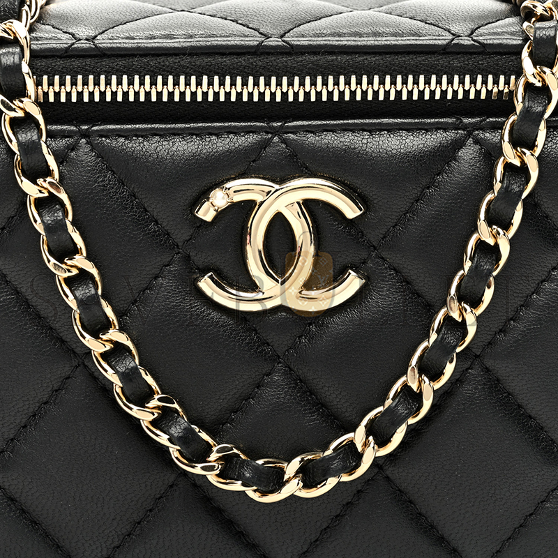 CHANEL MASTER SMALL PEARL TOP HANDLE VANITY CASE WITH CHAIN AP3956 (17*9.5*7.8cm)